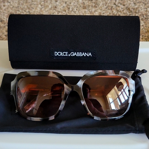 D&G Square sunglasses - Picture 1 of 6